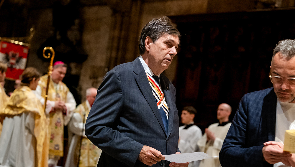 Gedenken im Stephansdom an Rosenkranzfeier von 1938 / Erzdiözese Wien/ Stephan Schönlaub Gedenken im Stephansdom an Rosenkranzfeier von 1938